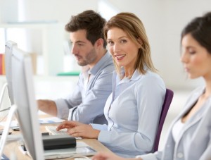 Quelques-pistes-pour-trouver-du-travail-a-l-etranger_width620