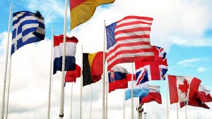 3043220-poster-p-1-why-people-with-multicultural-experience-are-more-creative